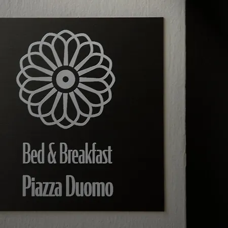 Piazza Duomo 3*